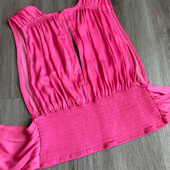Free People Fuschia Pink Deep V-neck Wrap Tie Waist Satin Crop Top Size M - Picture 7 of 12